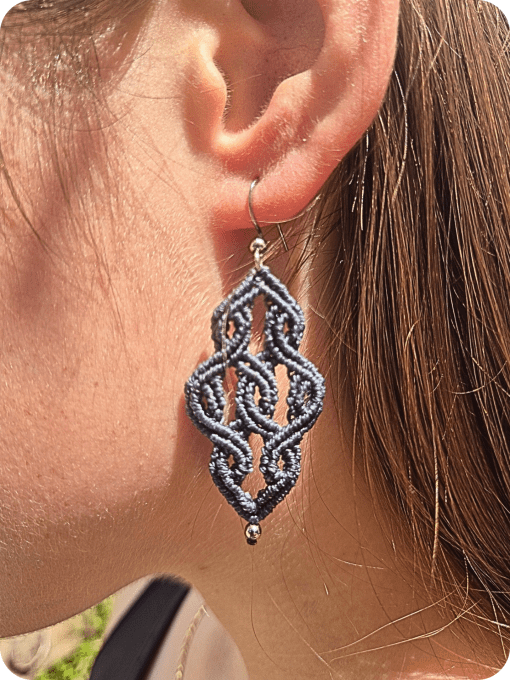 Boucles d’Oreilles "Glyphes Entrelacés" – Symbole et Harmonie Tissée