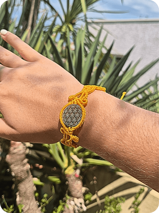 Équilibre Sacré – Un Bracelet Tissé pour l’Harmonie Intérieure