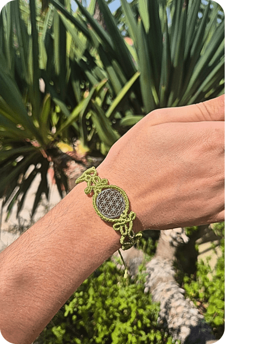 Équilibre Sacré – Un Bracelet Tissé pour l’Harmonie Intérieure